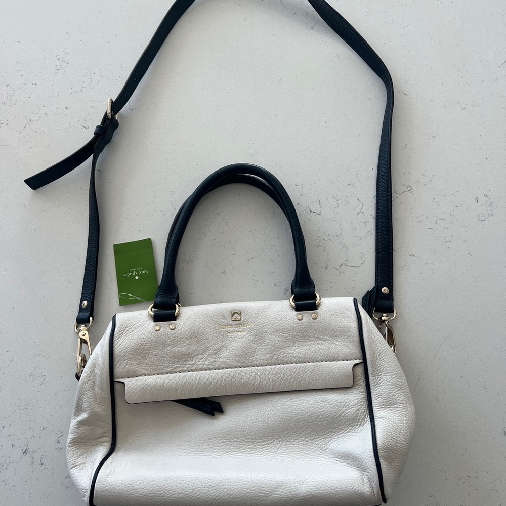 Elegant White and Black Kate spade Handbag